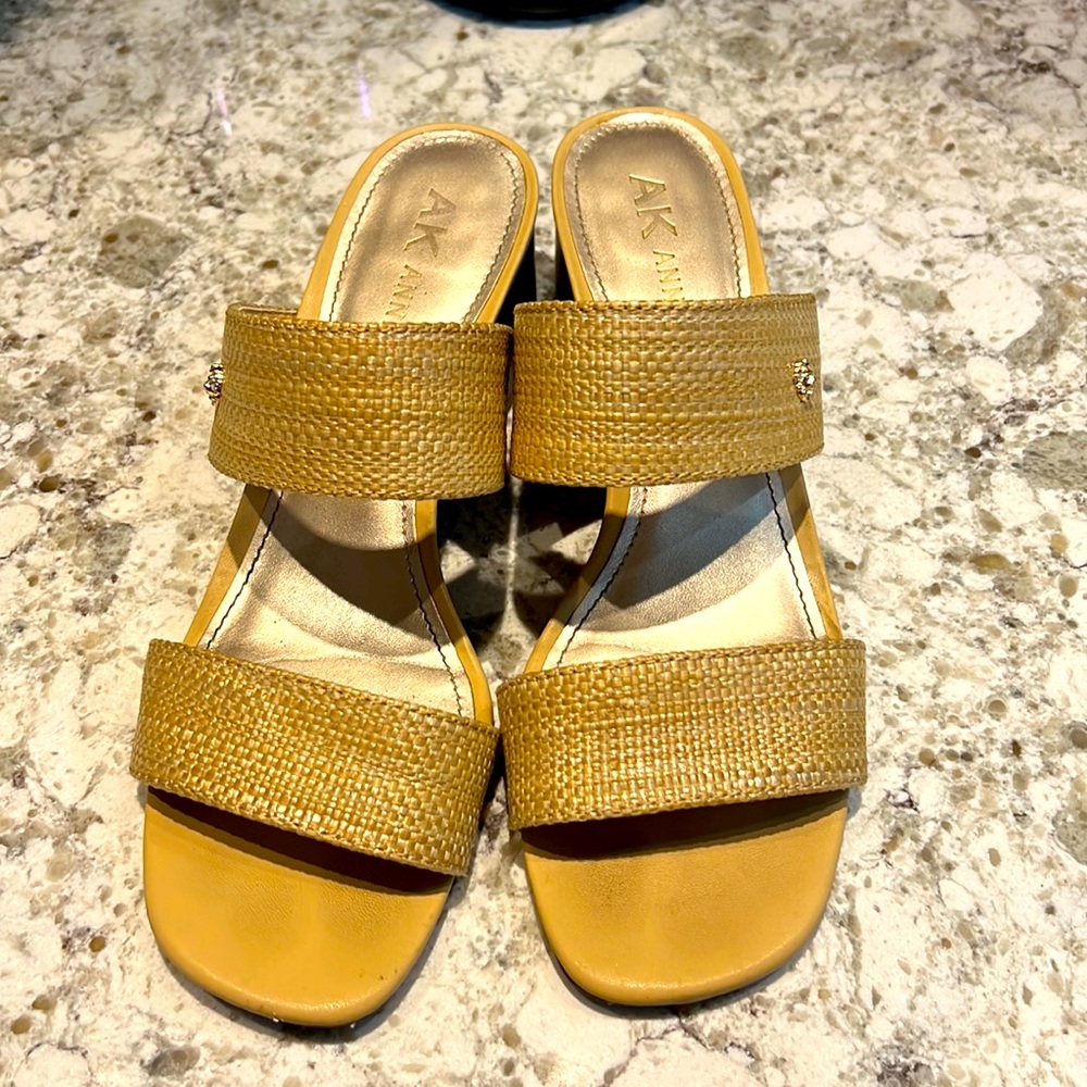 Anne Klein size 9 sandals
